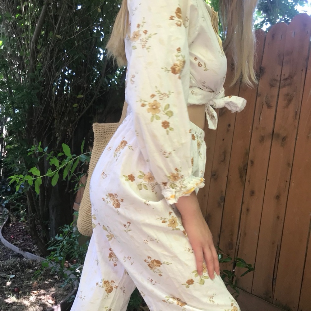 gold floral set